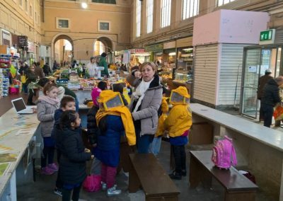 Didattica e apicoltura per ragazzi e giochi per bambini (dipingi la tua arnia) per conoscere le api e il miele